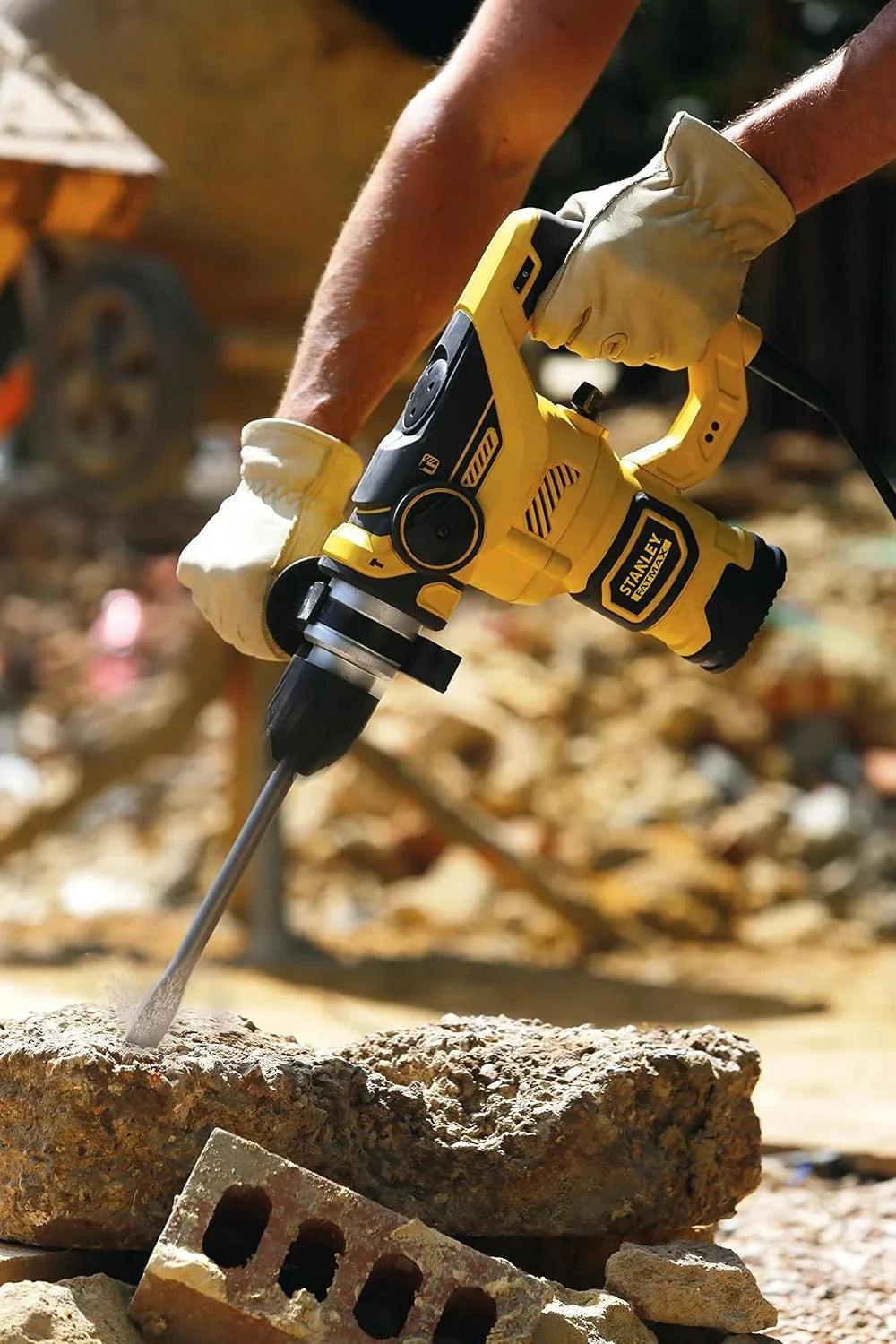 STANLEY FATMAX Martillo percutor SDS Plus 1.250W, Impacto 3.5J, Velocidad 850rpm, 3 Funciones de Golpeo, Incluye Maletín de Transporte y Accesorios Gama FATMAX, FME1250K-QS