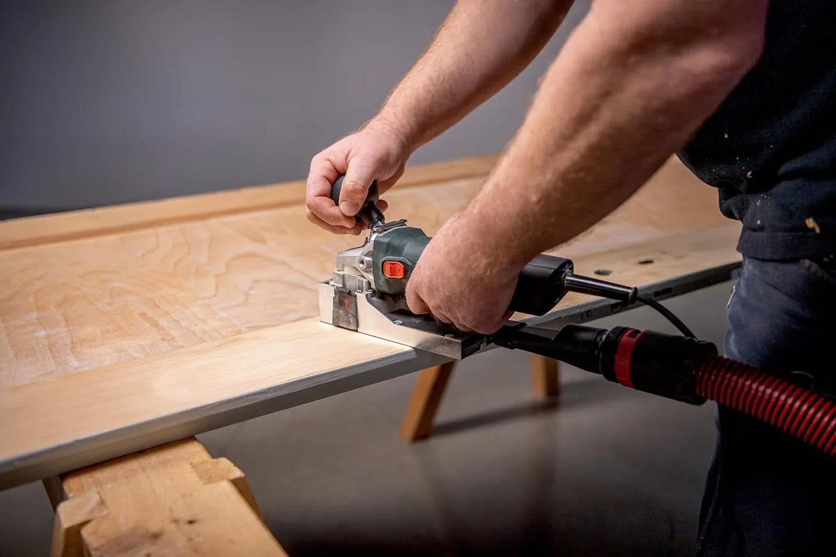 metabo LF 850 S Fresadora de Pintura, 850 W para Madera con metaBOX