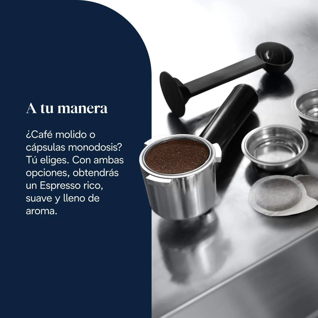 De’Longhi Dedica Style – Perfetto Cafetera Espresso Manual Compacta, Espumador de Leche Manual para Espresso y Cappuccino, Compatible con Monodosis ESE, Panel con Botones, Ancho 15cm, Negro (EC685.BK)