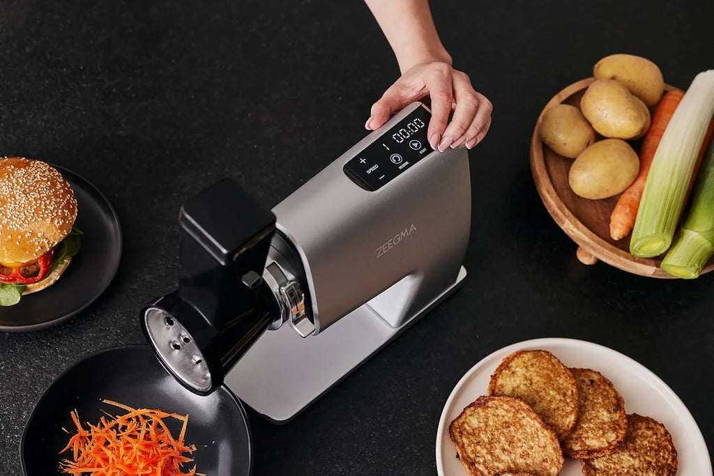 ZEEGMA MOLEN MASTER Máquina Eléctrica para Moler Carne, Potencia de 2500 W, 3 Discos de Acero Inoxidable, Accesorio para Embutidos, Rallador, Función Reversa, Pantalla Táctil